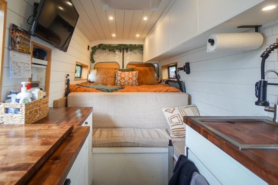 How to Stay Clean Living in a Van