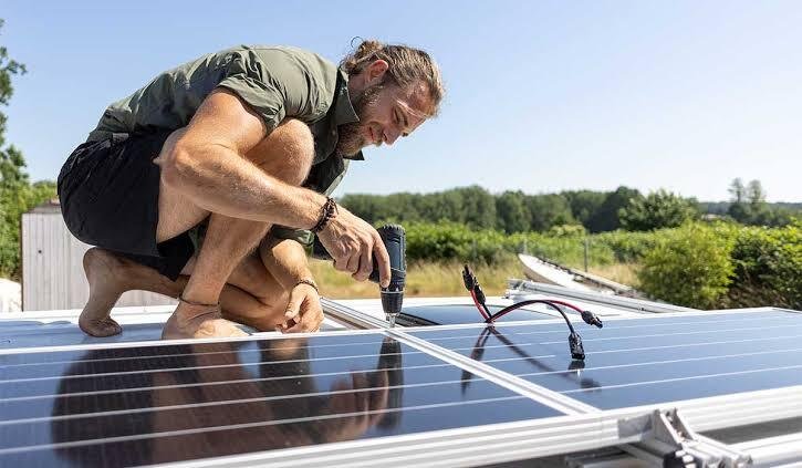 DIY Solar Setup for Vans on a Tight Budget
